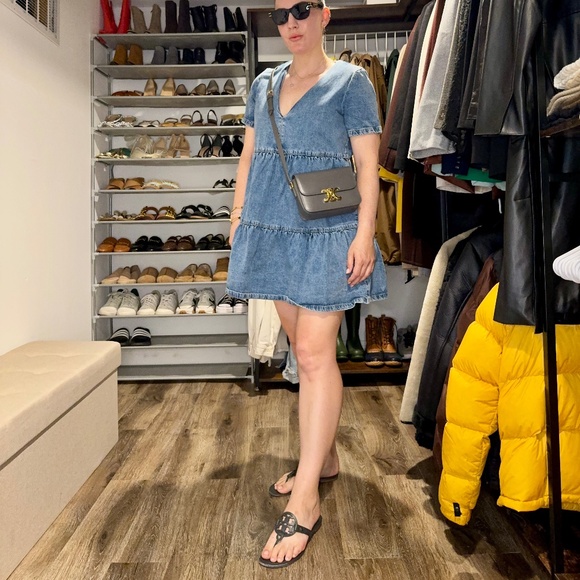 Authentic Celine Teen Triomphe in Shiny Genuine Calfskin Pebble Gray - Picture 2 of 11